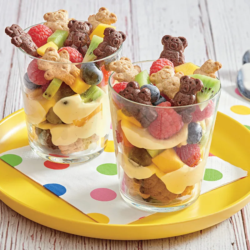 Fruit cup with Teddy Grahams